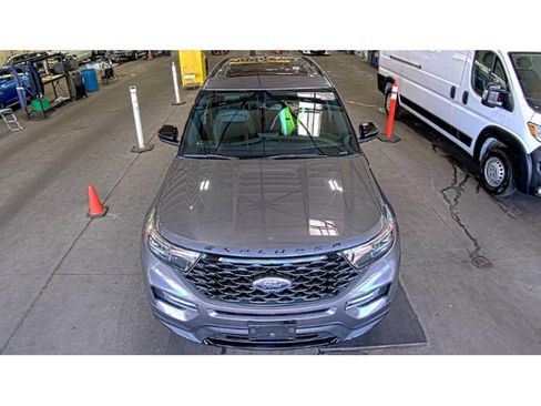 Used 2022 Ford Explorer ST-Line w/ Class IV Trailer Tow Package AWD/4WD image 3