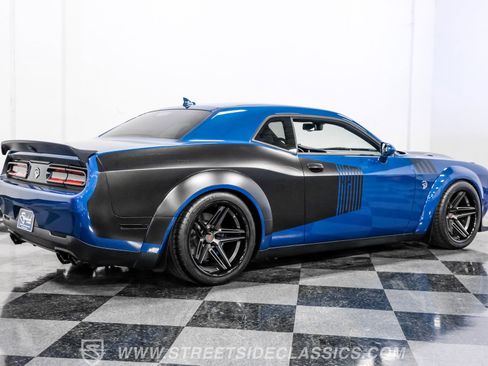 Used 2022 Dodge Challenger SRT Hellcat image 10