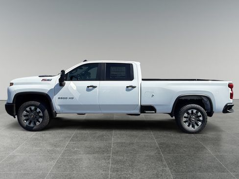 New 2026 Chevrolet Silverado 2500 Custom w/ Custom Value Package AWD/4WD image 2