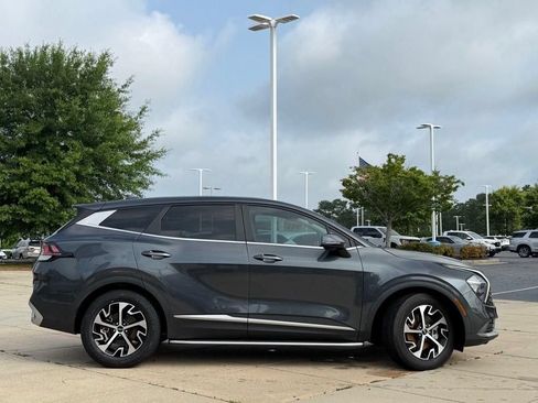 Used 2023 Kia Sportage EX FWD image 4