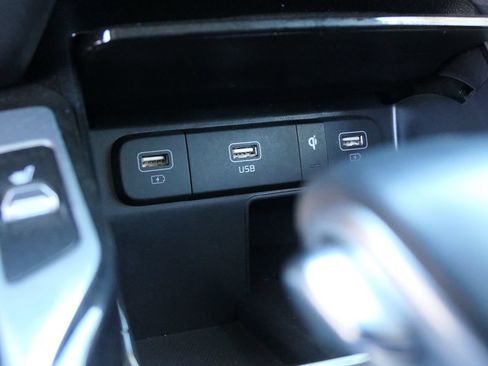 Used 2023 Kia Sorento SX FWD image 18
