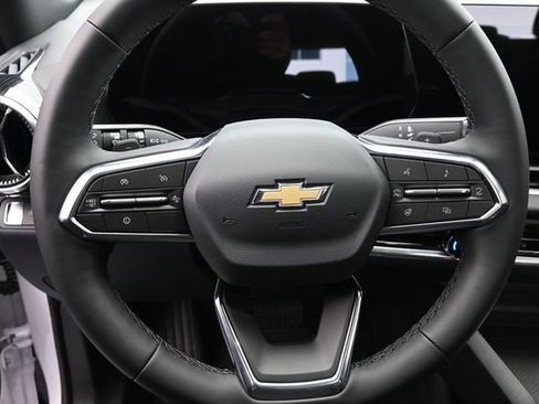 New 2026 Chevrolet Equinox LT FWD image 38