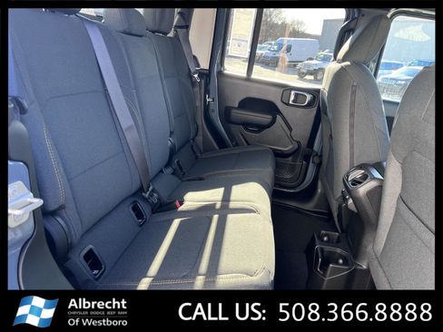 New 2026 Jeep Gladiator Sport image 15