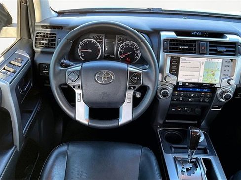 Used 2022 Toyota 4Runner Limited image 5