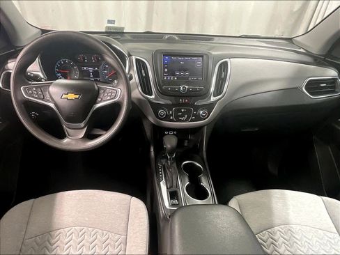Used 2022 Chevrolet Equinox LS image 22