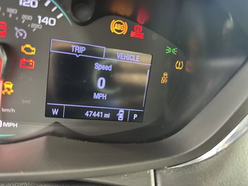 Used 2019 Chevrolet Trax LT w/ LT Convenience Package AWD/4WD image 22