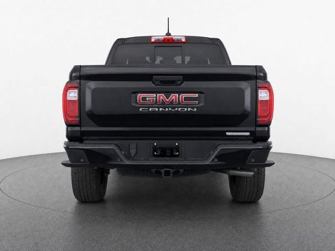 Used 2025 GMC Canyon Elevation w/ Convenience Package RWD image 7
