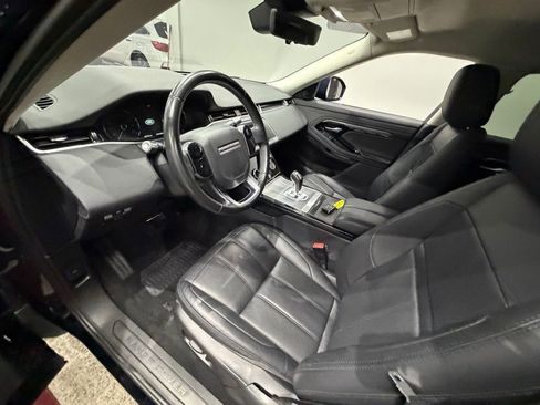 Used 2020 Land Rover Range Rover Evoque S AWD/4WD image 18