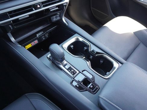 Certified 2024 Lexus RX 350 Premium w/ Accessory Package (Z1) image 20