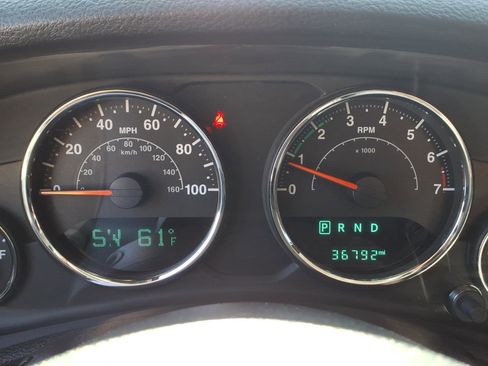 Certified 2016 Jeep Wrangler Sport w/ Quick Order Package 24S image 22