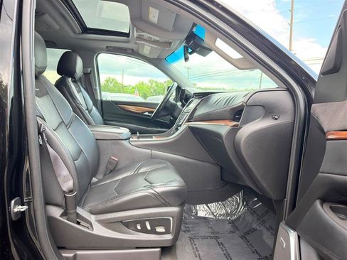 Used 2015 Cadillac Escalade ESV Premium AWD/4WD image 30
