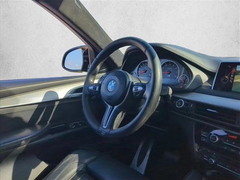 Used 2016 BMW X6 M image 22