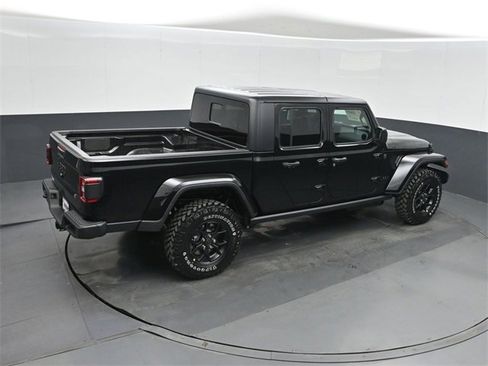 New 2026 Jeep Gladiator Willys image 30