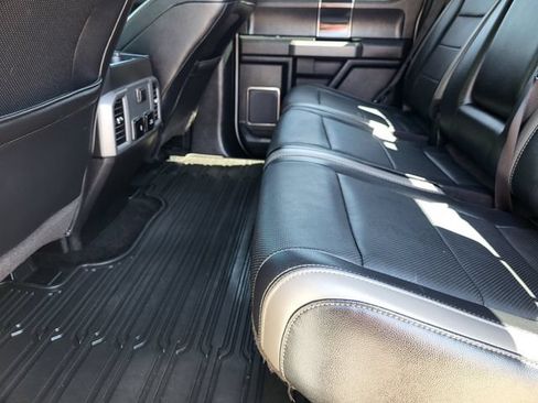 Used 2017 Ford F150 Raptor w/ Equipment Group 802A Luxury AWD/4WD image 22