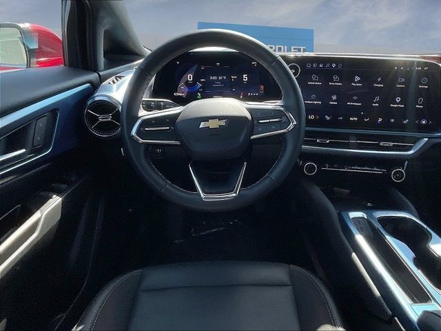 Certified 2024 Chevrolet Equinox EV LT FWD image 10