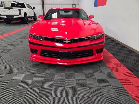Used 2015 Chevrolet Camaro SS w/ Commemorative Special Edition RWD image 16