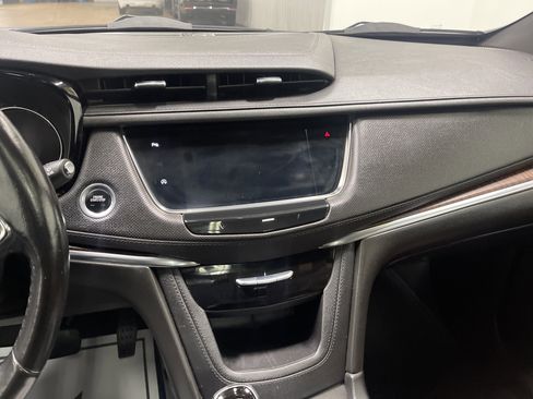 Used 2020 Cadillac XT5 Premium Luxury image 30