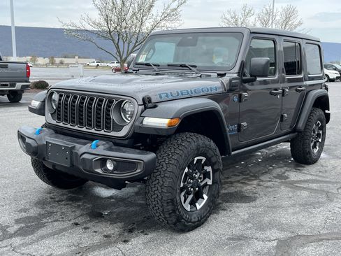 Used 2025 Jeep Wrangler Unlimited Rubicon 4xe w/ Safety Group image 8