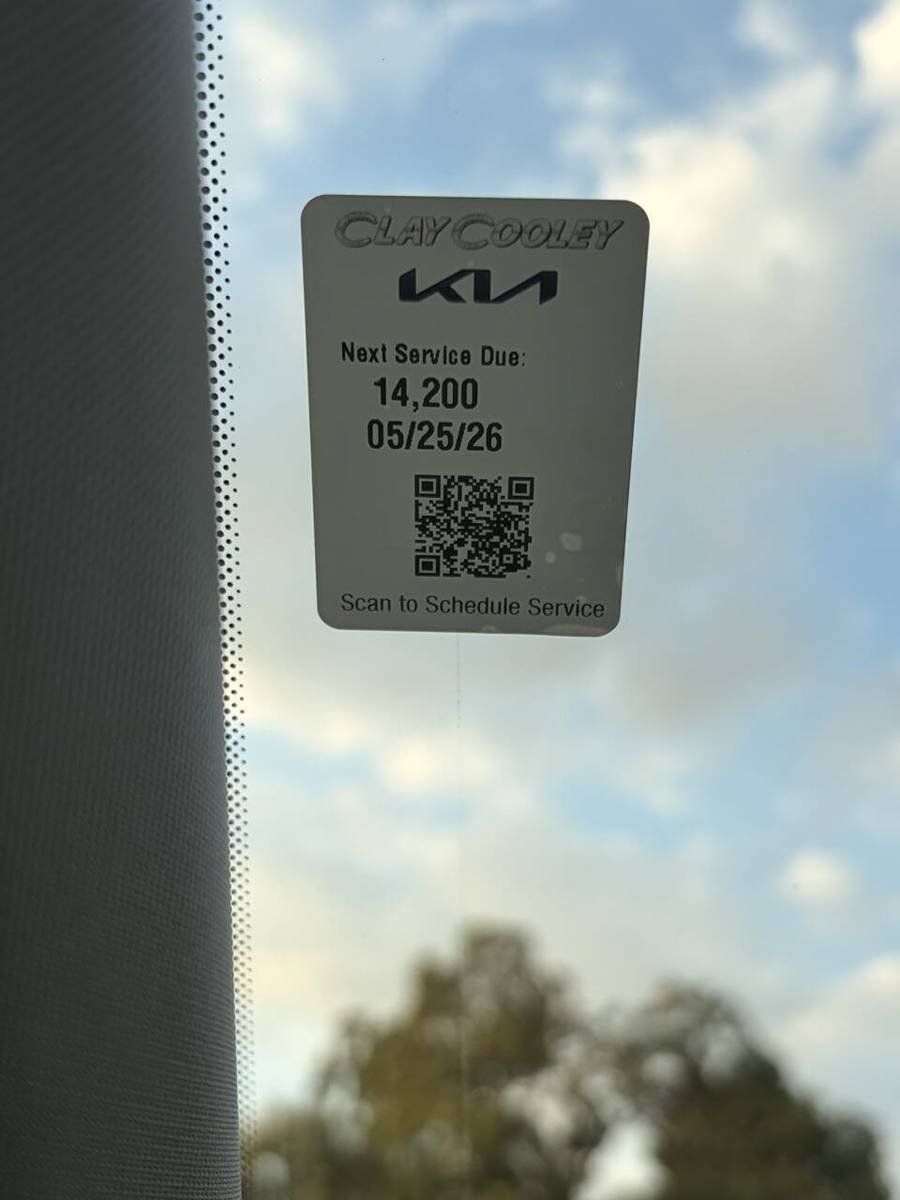 Used 2025 Kia Seltos EX FWD image 36