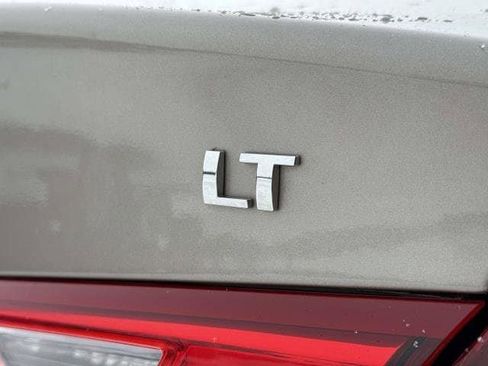 Used 2024 Chevrolet Malibu LT image 8