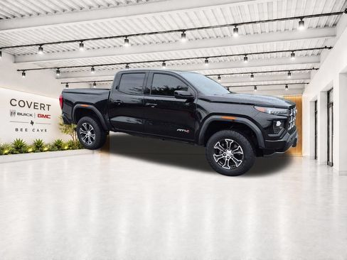 Used 2023 GMC Canyon AT4 w/ AT4 Premium Package AWD/4WD image 17