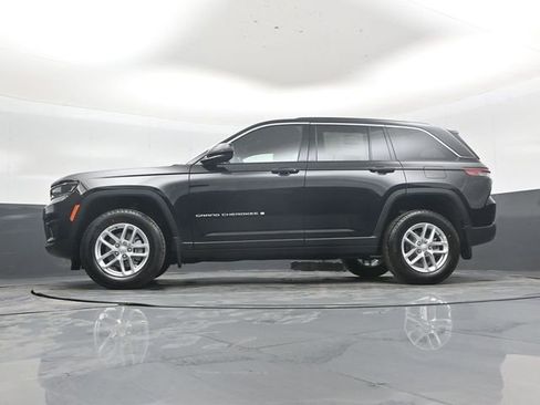 New 2026 Jeep Grand Cherokee Laredo w/ MOPAR Finishing Package image 43