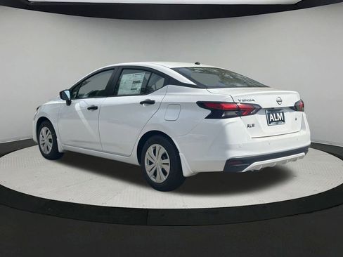 Used 2025 Nissan Versa S w/ Trunk Package image 20