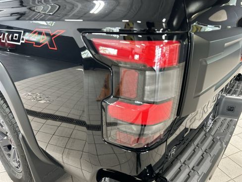 Certified 2025 Nissan Frontier PRO-4X w/ Pro Premium Package AWD/4WD image 36