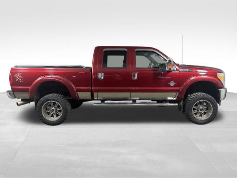 Used 2014 Ford F250 Lariat w/ Lariat Interior Package image 11