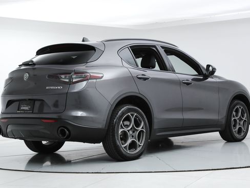 New 2025 Alfa Romeo Stelvio Sprint w/ Convenience Package AWD/4WD image 6