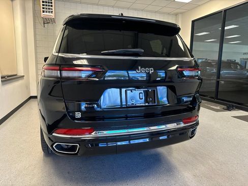 Used 2023 Jeep Grand Cherokee L Overland AWD/4WD image 18