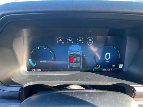 Used 2025 Ford F150 Lariat w/ Equipment Group 501A Mid image 15