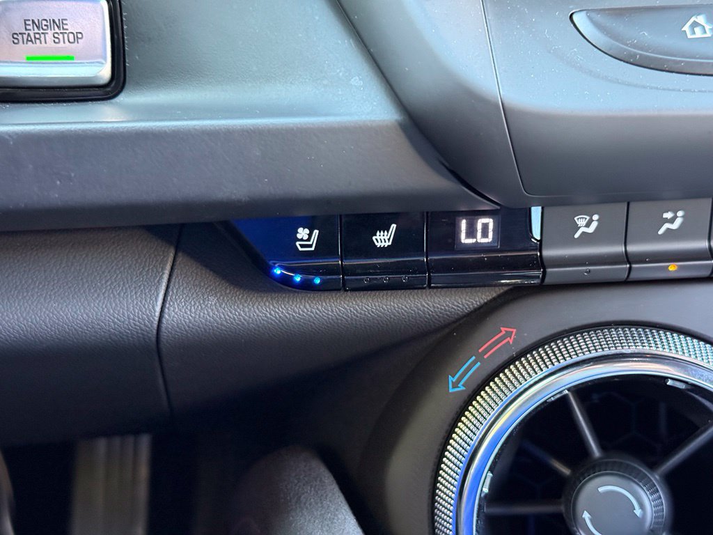 Used 2017 Chevrolet Camaro ZL1 RWD image 7