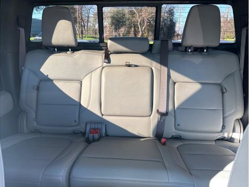 Used 2019 Chevrolet Silverado 1500 LTZ w/ LTZ Plus Package image 21