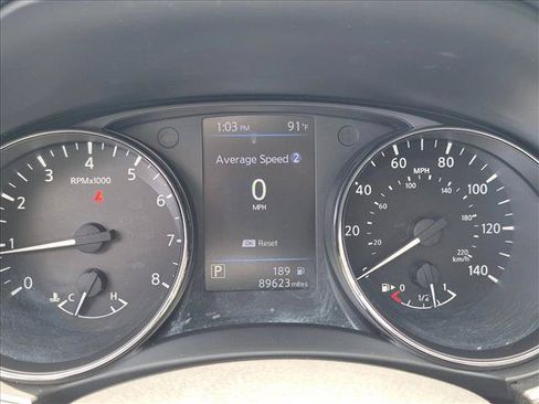 Used 2020 Nissan Rogue SV FWD image 11