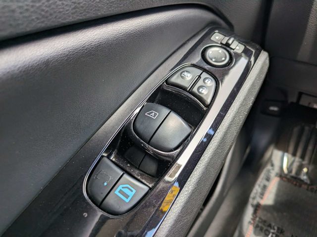 Used 2024 Nissan Altima 2.5 SR w/ SR Premium Package FWD image 21