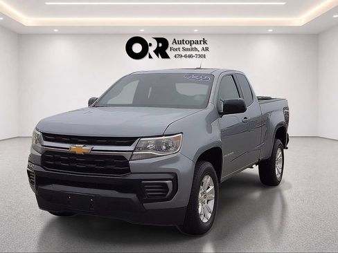 Used 2022 Chevrolet Colorado LT w/ Fleet Safety Package RWD image 2