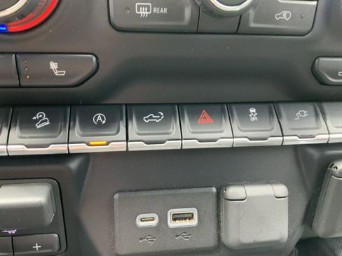 Used 2019 Chevrolet Silverado 1500 RST w/ All-Star Edition AWD/4WD image 47