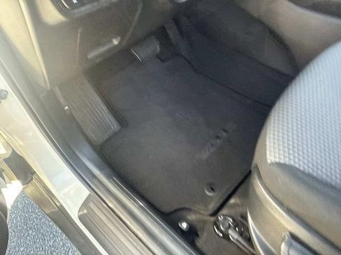 Used 2023 Kia Soul LX image 20