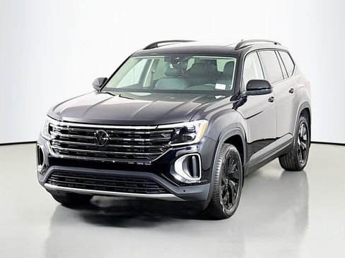 New 2026 Volkswagen Atlas SE AWD/4WD image 3