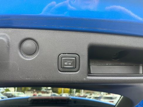 Certified 2024 Chevrolet Equinox RS w/ RS Leather Package AWD/4WD image 12