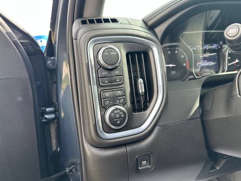 Used 2022 GMC Sierra 1500 Denali w/ Driver Alert Package II AWD/4WD image 19