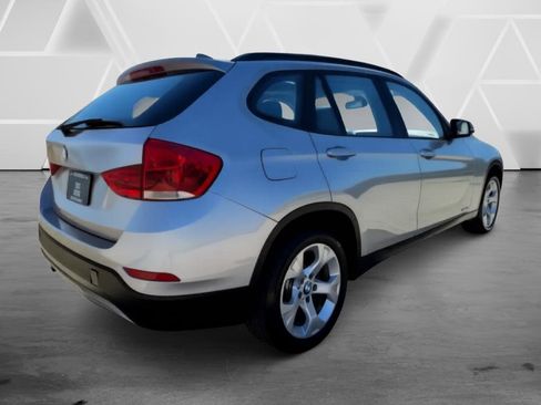 Used 2014 BMW X1 sDrive28i image 9