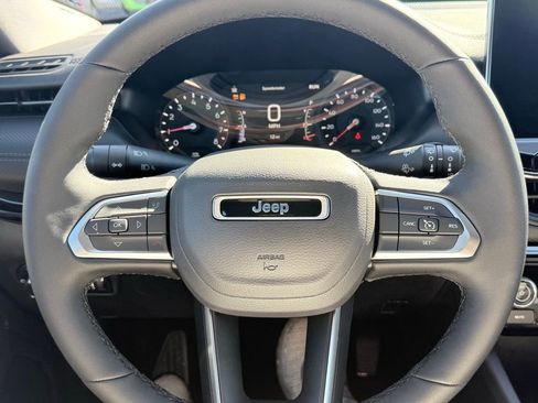 New 2026 Jeep Compass Latitude image 14