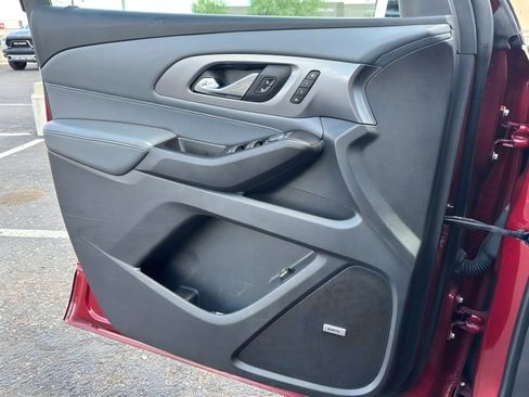 Used 2018 Chevrolet Traverse Premier AWD/4WD image 11