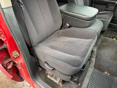 Used 2005 Dodge Ram 3500 Truck SLT w/ Sport Appearance Group image 11