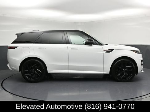 Used 2024 Land Rover Range Rover Sport Dynamic SE AWD/4WD image 30