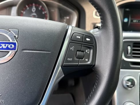 Used 2017 Volvo S60 T5 Dynamic w/ Vision Package AWD/4WD image 22