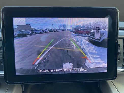 Certified 2023 Ford Explorer XLT w/ Equipment Group 202A image 10