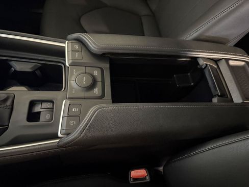 Used 2026 Toyota Grand Highlander AWD image 23